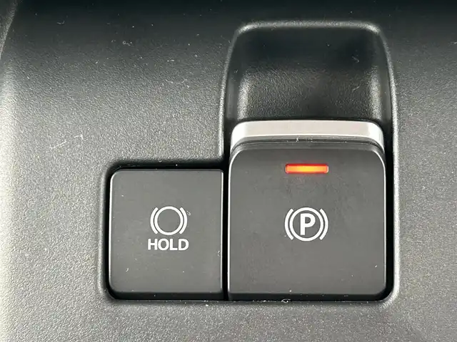 スズキ スペーシア カスタム HYBRID XS 愛媛県 2023(令5)年 0.1千km ピュアホワイトパール/ブラック2トーン 登録時走行距離：8Km/横滑り防止装置/衝突軽減システム/レーンキープアシスト/パーキングアシスト/アイドリングストップ/エンジンスタートボタン/追従クルコン/ＡＢS/LEDヘッドライト/オートライト/両側パワスラ/スマートキー/ハンドルヒーター/シートヒーター/純正アルミホイール