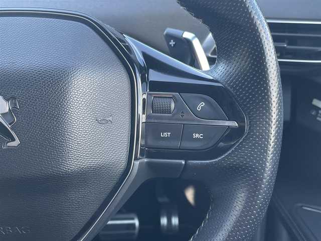 プジョー ５００８ GT ブルーHDi 埼玉県 2018(平30)年 5.6万km パール 純正ナビ/・USB/AUX/CarPlay/BT/Radio/全方位カメラ/黒ハーフレザーシート/パワーバックドア/レーンキープアシスト/コーナーセンサー/社外ドライブレコーダー/ブラインドスポット/アンビエントライト/パークアシスト/置くだけ充電/ダブルエアバッグ/サイドエアバッグ/アンチロックブレーキ/ダウンヒルアシスト/アダプティブクルーズコントロール