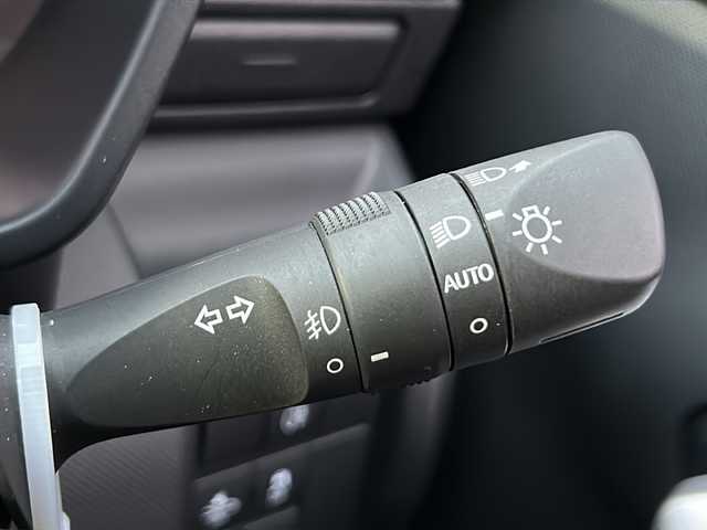 トヨタ ライズ Z 広島県 2022(令4)年 2.4万km レーザーブルークリスタルシャイン 禁煙車/ハイブリッド/スマートアシスト/・衝突軽減/・車線逸脱/・オートマチックハイビーム/・レーダークルーズコントロール/BSM/クリアランスソナー/社外ナビ（CN-HA０１WD）/・フルセグ/CD/DVD/Bluetooth//USB/MEMORYMUSIC/パノラマモニター/革巻きステアリング/ステアリングスイッチ（非連動）/オートライト/電動パーキングブレーキ/ブレーキホールド/LEDヘッドライト/フォグランプ/ドライブレコーダー（CS-51FR）/ETC/シートヒーター