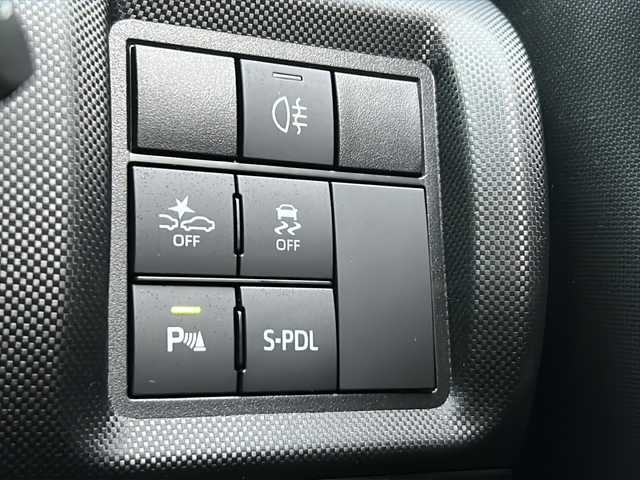 トヨタ ライズ Z 広島県 2022(令4)年 2.4万km レーザーブルークリスタルシャイン 禁煙車/ハイブリッド/スマートアシスト/・衝突軽減/・車線逸脱/・オートマチックハイビーム/・レーダークルーズコントロール/BSM/クリアランスソナー/社外ナビ（CN-HA０１WD）/・フルセグ/CD/DVD/Bluetooth//USB/MEMORYMUSIC/パノラマモニター/革巻きステアリング/ステアリングスイッチ（非連動）/オートライト/電動パーキングブレーキ/ブレーキホールド/LEDヘッドライト/フォグランプ/ドライブレコーダー（CS-51FR）/ETC/シートヒーター