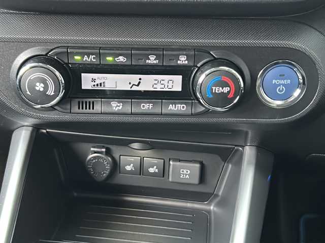 トヨタ ライズ Z 広島県 2022(令4)年 2.4万km レーザーブルークリスタルシャイン 禁煙車/ハイブリッド/スマートアシスト/・衝突軽減/・車線逸脱/・オートマチックハイビーム/・レーダークルーズコントロール/BSM/クリアランスソナー/社外ナビ（CN-HA０１WD）/・フルセグ/CD/DVD/Bluetooth//USB/MEMORYMUSIC/パノラマモニター/革巻きステアリング/ステアリングスイッチ（非連動）/オートライト/電動パーキングブレーキ/ブレーキホールド/LEDヘッドライト/フォグランプ/ドライブレコーダー（CS-51FR）/ETC/シートヒーター