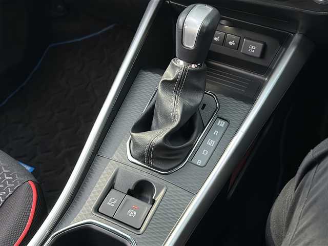 トヨタ ライズ Z 広島県 2022(令4)年 2.4万km レーザーブルークリスタルシャイン 禁煙車/ハイブリッド/スマートアシスト/・衝突軽減/・車線逸脱/・オートマチックハイビーム/・レーダークルーズコントロール/BSM/クリアランスソナー/社外ナビ（CN-HA０１WD）/・フルセグ/CD/DVD/Bluetooth//USB/MEMORYMUSIC/パノラマモニター/革巻きステアリング/ステアリングスイッチ（非連動）/オートライト/電動パーキングブレーキ/ブレーキホールド/LEDヘッドライト/フォグランプ/ドライブレコーダー（CS-51FR）/ETC/シートヒーター