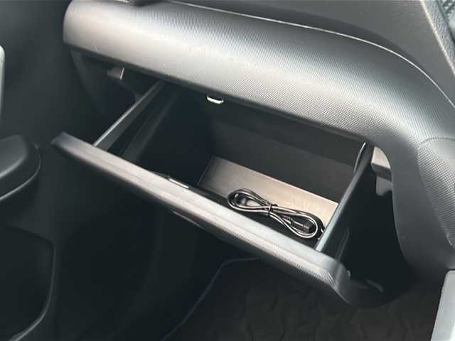 トヨタ ライズ Z 広島県 2022(令4)年 2.4万km レーザーブルークリスタルシャイン 禁煙車/ハイブリッド/スマートアシスト/・衝突軽減/・車線逸脱/・オートマチックハイビーム/・レーダークルーズコントロール/BSM/クリアランスソナー/社外ナビ（CN-HA０１WD）/・フルセグ/CD/DVD/Bluetooth//USB/MEMORYMUSIC/パノラマモニター/革巻きステアリング/ステアリングスイッチ（非連動）/オートライト/電動パーキングブレーキ/ブレーキホールド/LEDヘッドライト/フォグランプ/ドライブレコーダー（CS-51FR）/ETC/シートヒーター