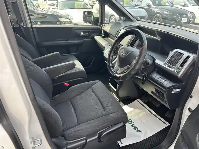 ホンダ ステップワゴン スパーダ パワーエディション 和歌山県 2013(平25)年 10.5万km ホワイトオーキッドパール 社外ナビ（Gathers）（VXM-135VFNi）/(Bluetooth/AM/FM/フルセグTV)/ワンオーナー/両側パワースライドドア/バックカメラ/アイドリングストップ/純正ドアバイザー/純正フロアマット/スペアキー1本/保証書/取扱説明書