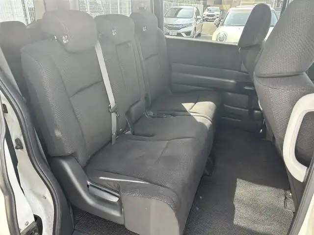 ホンダ ステップワゴン スパーダ パワーエディション 和歌山県 2013(平25)年 10.5万km ホワイトオーキッドパール 社外ナビ（Gathers）（VXM-135VFNi）/(Bluetooth/AM/FM/フルセグTV)/ワンオーナー/両側パワースライドドア/バックカメラ/アイドリングストップ/純正ドアバイザー/純正フロアマット/スペアキー1本/保証書/取扱説明書