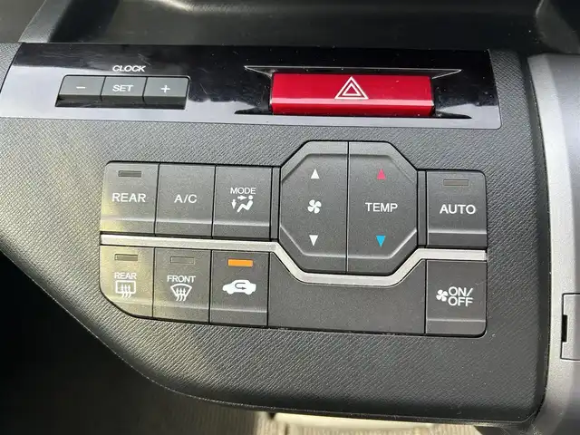 ホンダ ステップワゴン スパーダ パワーエディション 和歌山県 2013(平25)年 10.5万km ホワイトオーキッドパール 社外ナビ（Gathers）（VXM-135VFNi）/(Bluetooth/AM/FM/フルセグTV)/ワンオーナー/両側パワースライドドア/バックカメラ/アイドリングストップ/純正ドアバイザー/純正フロアマット/スペアキー1本/保証書/取扱説明書