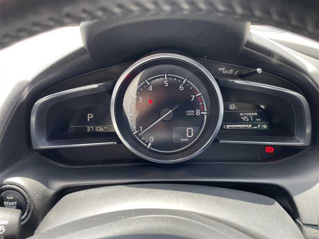 マツダ デミオ 13S ツーリング 福岡県 2018(平30)年 3.8万km ソウルレッドクリスタルM ・アラウンドビューモニター/・12V120M付きソケット/・シートヒーター（ドライバー席助手席）/・CD入れる箇所あり/・SPORTモード/・PUSHスタート/・パワーステアリング/・パワーウインドウ/・MTモード付AT/・アイトングストップ/・過給機有/・AAC/・BT/・USB入力端子2つ/・ETC（社外）/・ミュージックサーバー（SD）/・フルセグTV/・ベンチシート/・純正フロアマット/・純正アルミホイール/・ABS/・横滑り防止装置/・前後コーナーセンサー/・レーンキープアシスト/・オートライト/・W+サイド、カーテンエアバッグ/・衝突被害軽減時ステム/レーンキープアシスト、木トライト、W＋サイドカーテンエアバグ、衝突被害軽減ステム