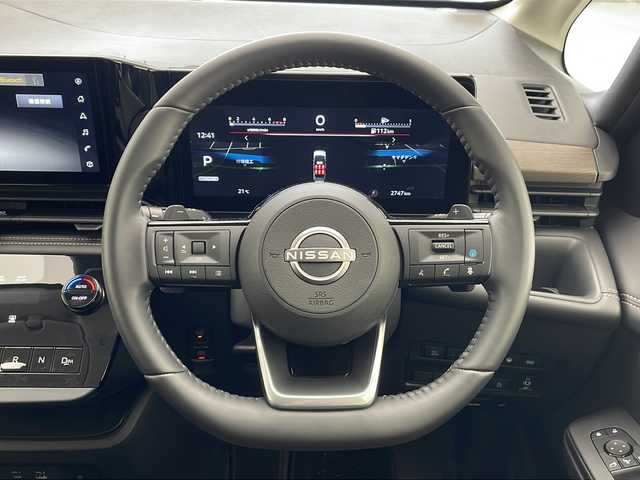 日産 セレナ ハイウェイスター V 沖縄県 2024(令6)年 0.3万km 青Ⅱ 純正１２．３インチナビ/　フルセグＴＶ　ＨＤＭＩ/アラウンドビューモニター/プロパイロット/両側パワースライドドア/純正ドライブレコーダー/ビルトインＥＴＣ/インテリジェントルームミラー/ＬＥＤヘッドライト/ワイヤレス充電/スマートキー/プッシュスタート