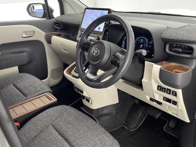 トヨタ シエンタ ハイブリッド Z 宮崎県 2022(令4)年 3万km アーバンカーキ ワンオーナー/Toyota Safety Sense/〇プリクラシュセーフティ/〇レーンディパーチャーアラート/〇ブラインドスポットモニター/〇リアクロストラフィックアラート/〇パーキングサポートブレーキ/〇プロアクティブドライビングアシスト/〇ロードサインアシスト/〇リヤカメラディクション/〇オートマチックハイビーム/〇レーダークルーズコントロール/〇クリアランスソナー/〇発進遅れ告知/純正10.5インチナビ/フルセグTV/CD/DVD/Bluetooth/パノラミックビューモニター/インテリジェントパーキングアシスト/両側パワースライドドア/シートヒーター/ステアリングヒーター/AC100V電源/ビルトインETC/LEDヘッドライト/純正15インチAW