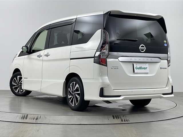 日産 セレナ e－パワー ハイウェイスター G 埼玉県 2019(令1)年 2.3万km ブリリアントホワイトパール 後席モニター/純正ナビ　/全方位カメラ　/ＢＳＭ　/シートヒーター　/デジタルインナーミラー　/前後ドライブレコーダー　/プロパイロット　/ステアリングヒーター　/ＥＴＣ　/ブレードホールド　/自動駐車システム　/衝突軽減システム/純正アルミホイール/ＬＥＤヘッドライト