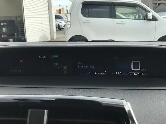 トヨタ プリウス A プレミアム　ツーリングセレ 富山県 2019(平31)年 6.3万km エモーショナルレッドⅡ 4WD/純正ナビ/フルセグTV/Bluetooth/バックカメラ/ドライブレコーダー/プリクラッシュセーフティ/クリアランスソナー/レーンキープアシスト/ブラインドスポットモニター/レーダークルーズコントロール/パーキングアシスト/レザーシート/パワーシート/シートヒーター/スペアキー１本/ヘッドアップディスプレイ/ETC2.0