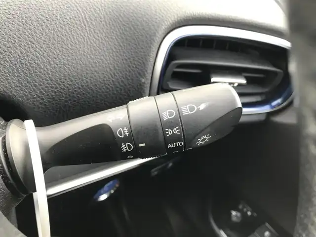 トヨタ プリウス A プレミアム　ツーリングセレ 富山県 2019(平31)年 6.3万km エモーショナルレッドⅡ 4WD/純正ナビ/フルセグTV/Bluetooth/バックカメラ/ドライブレコーダー/プリクラッシュセーフティ/クリアランスソナー/レーンキープアシスト/ブラインドスポットモニター/レーダークルーズコントロール/パーキングアシスト/レザーシート/パワーシート/シートヒーター/スペアキー１本/ヘッドアップディスプレイ/ETC2.0