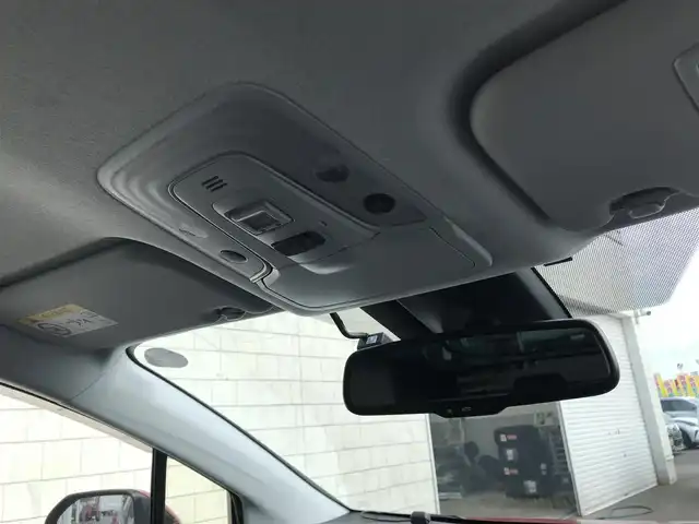 トヨタ プリウス A プレミアム　ツーリングセレ 富山県 2019(平31)年 6.3万km エモーショナルレッドⅡ 4WD/純正ナビ/フルセグTV/Bluetooth/バックカメラ/ドライブレコーダー/プリクラッシュセーフティ/クリアランスソナー/レーンキープアシスト/ブラインドスポットモニター/レーダークルーズコントロール/パーキングアシスト/レザーシート/パワーシート/シートヒーター/スペアキー１本/ヘッドアップディスプレイ/ETC2.0