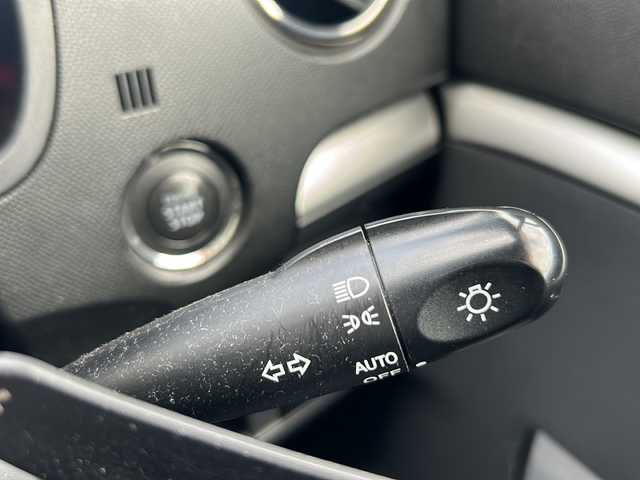 スズキ ワゴンＲ スティングレー T 京都府 2010(平22)年 10.4万km ブルーイッシュブラックパール3 社外SDナビ（CN-E310D）/・CD/FM/AM/Bluetooth/・ワンセグテレビ/ETC/革巻きステアリング/ステアリングリモコン/パドルシフト/シートヒーター（D席）/HIDヘッドライト/スマートキー/プッシュスタートボタン/12V電源/純正15インチアルミホイール/純正フロアマット/取扱説明書/保証書