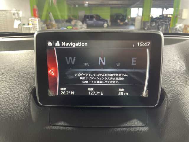 マツダ デミオ 13S 沖縄県 2015(平27)年 14.1万km ソウルレッドプレミアムメタリック 「禁煙車/ワンオーナー/純正ディスプレイオーディオ/Ｂｌｕｅｔｏｏｔｈ/バックカメラ/ＬＥＤヘッドライト/アイドリングストップ/オートライト/電動格納ミラー/横滑り防止装置/スペアキー/取扱説明書/保証書