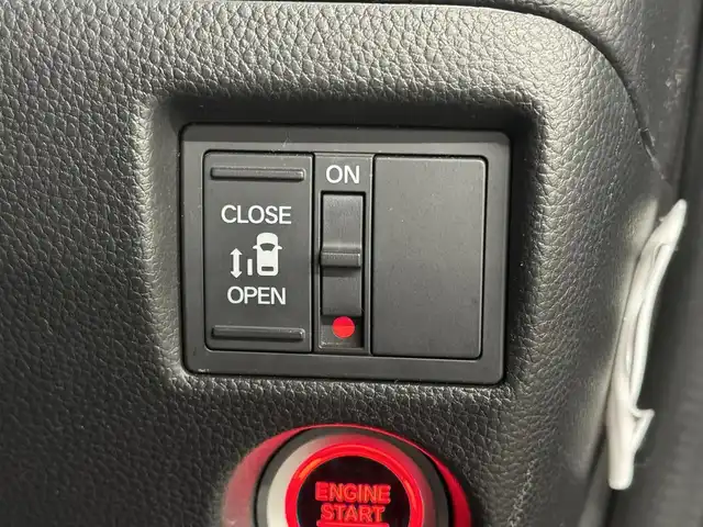 ホンダ Ｎ ＢＯＸ カスタム L 三重県 2021(令3)年 5.5万km クリスタルブラックパール ガソリン/FF/インパネCVT/イクリプス 7インチナビ AVN-P10/（FM/AM/CD/DVD/SD/MUSIC JUKE/TV/USB/iPod/Bluetooth/外部入力）/バックカメラ/片側パワースライドドア/ビルトイン ETC/Honda SENSING/・衝突軽減ブレーキ［CMBS］/・車線維持支援システム［LKAS］/・アダプティブクルーズコントロール/・路外逸脱抑制機能/・標識認識機能/・先行車発進お知らせ機能/・VSA（ABS＆TRC＆横すべり抑制）/など/装備/・シートヒーター（D/N）/・オートエアコン/・オートライト/・LEDヘッドライト＆フロントフォグライト/・ステアリングスイッチ/・充電用USBジャック（2.5A急速充電対応）2ヶ/・純正14inAW/・プッシュスタート/・スマートキーx1/・保/取/ナビ取/など