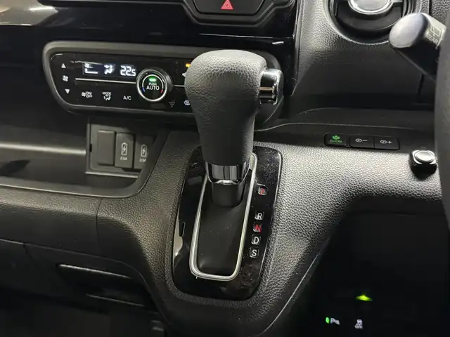 ホンダ Ｎ ＢＯＸ カスタム L 三重県 2021(令3)年 5.5万km クリスタルブラックパール ガソリン/FF/インパネCVT/イクリプス 7インチナビ AVN-P10/（FM/AM/CD/DVD/SD/MUSIC JUKE/TV/USB/iPod/Bluetooth/外部入力）/バックカメラ/片側パワースライドドア/ビルトイン ETC/Honda SENSING/・衝突軽減ブレーキ［CMBS］/・車線維持支援システム［LKAS］/・アダプティブクルーズコントロール/・路外逸脱抑制機能/・標識認識機能/・先行車発進お知らせ機能/・VSA（ABS＆TRC＆横すべり抑制）/など/装備/・シートヒーター（D/N）/・オートエアコン/・オートライト/・LEDヘッドライト＆フロントフォグライト/・ステアリングスイッチ/・充電用USBジャック（2.5A急速充電対応）2ヶ/・純正14inAW/・プッシュスタート/・スマートキーx1/・保/取/ナビ取/など