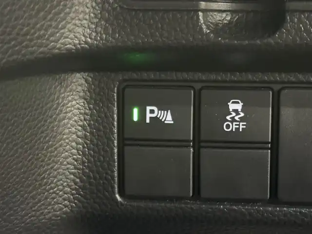 ホンダ Ｎ ＢＯＸ カスタム L 三重県 2021(令3)年 5.5万km クリスタルブラックパール ガソリン/FF/インパネCVT/イクリプス 7インチナビ AVN-P10/（FM/AM/CD/DVD/SD/MUSIC JUKE/TV/USB/iPod/Bluetooth/外部入力）/バックカメラ/片側パワースライドドア/ビルトイン ETC/Honda SENSING/・衝突軽減ブレーキ［CMBS］/・車線維持支援システム［LKAS］/・アダプティブクルーズコントロール/・路外逸脱抑制機能/・標識認識機能/・先行車発進お知らせ機能/・VSA（ABS＆TRC＆横すべり抑制）/など/装備/・シートヒーター（D/N）/・オートエアコン/・オートライト/・LEDヘッドライト＆フロントフォグライト/・ステアリングスイッチ/・充電用USBジャック（2.5A急速充電対応）2ヶ/・純正14inAW/・プッシュスタート/・スマートキーx1/・保/取/ナビ取/など