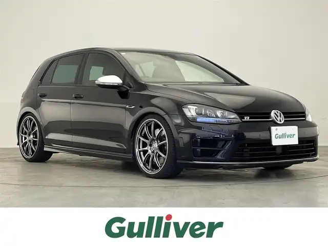 フォルクスワーゲン ゴルフ Ｒ 滋賀県 2014(平26)年 6.9万km ブラック 純正ナビ/（CD/DVD/SD/Bluetooth/AUX/USB）/ビルトインETC/レーンキープアシストシステム/革巻きステアリング/追従型クルーズコントロール/ステアリングリモコン/レザーシート/D席パワーシート/前席シートヒーター/HIDヘッドライト/フォグランプ/オートヘッドライト/電動パーキングブレーキ/オートホールドブレーキ/積み込みサマータイヤ/スペアキー1本/純正アルミホイール