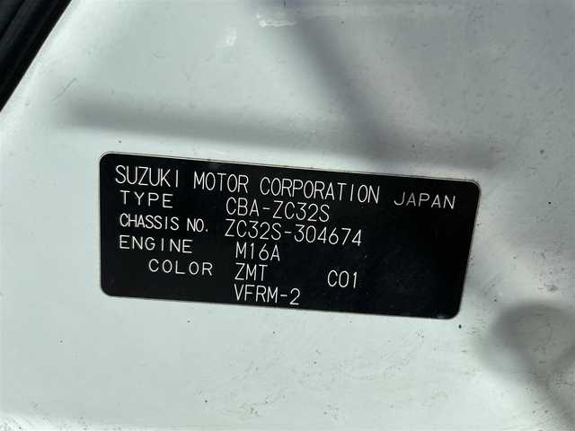 スズキ スイフト スポーツ 新潟県 2014(平26)年 14.8万km スノーホワイトパール ワンオーナー/６MT/運転席レカロシート/社外ステアリング装着/ドアバイザー/プッシュスタート/純正フロアマット/純正運転席シート車載/純正ステアリング車載