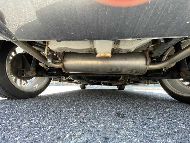 スズキ スイフト スポーツ 新潟県 2014(平26)年 14.8万km スノーホワイトパール ワンオーナー/６MT/運転席レカロシート/社外ステアリング装着/ドアバイザー/プッシュスタート/純正フロアマット/純正運転席シート車載/純正ステアリング車載
