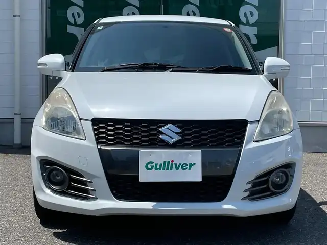 スズキ スイフト スポーツ 新潟県 2014(平26)年 14.8万km スノーホワイトパール ワンオーナー/６MT/運転席レカロシート/社外ステアリング装着/ドアバイザー/プッシュスタート/純正フロアマット/純正運転席シート車載/純正ステアリング車載