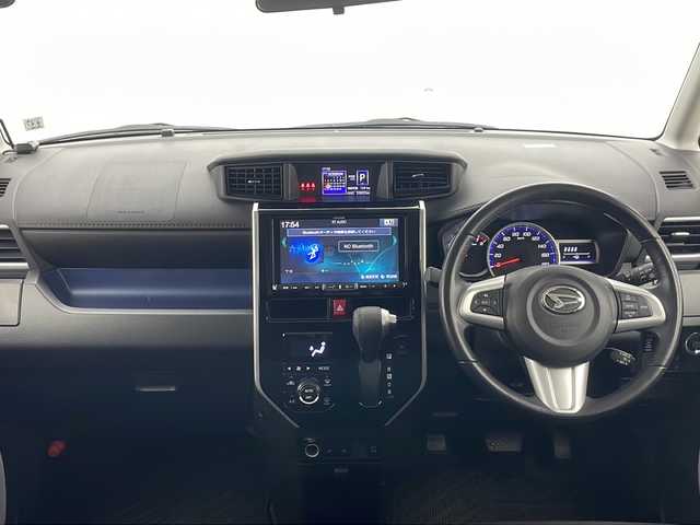 ダイハツ トール カスタムG ターボ SAⅡ 千葉県 2017(平29)年 5.3万km プラムブラウンクリスタルマイカ 衝突軽減ブレーキ/レーンキープアシスト/クルーズコントロール/社外メモリナビ/（フルセグ/Bluetooth/CD/DVD/FM/AM）/全方位カメラ/フリップダウンモニター/アイドリングストップ/ETC/ドライブレコーダー（前後）/両側パワースライドドア/シートヒーター（運転席＋助手席）/スマートキー/コーナーセンサー（前後）/LEDヘッドライト/フォグライト/電動格納ミラー/ロールサンシェード/純正フロアマット/純正サイドバイザー