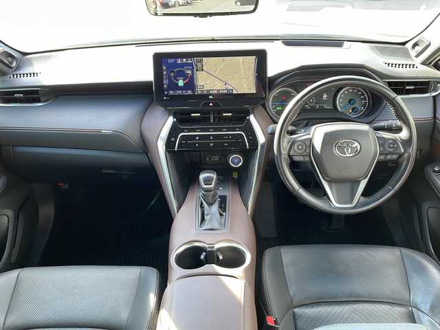 トヨタ ハリアー ハイブリッド Z レザーパッケージ 山形県 2021(令3)年 2.7万km ホワイトパールクリスタルシャイン 禁煙車/４WD/JBLサウンド/トヨタセーフティセンス/ブラインドスポットモニター/レーダークルーズコントロール/レーンキープアシスト/オートマチックハイビーム/全方位カメラ/デジタルインナーミラー/純正ドライブレコーダー/純正ディスプレイオーディオ/（Bluetooth/フルセグ/AM/FM/USB)/置くだけ充電/ステアリングスイッチ/ステアリングヒーター/レザーシート/D席メモリー付きシート/前席パワーシート/前席シートヒーター・エアシート/ETC2.0/純正フロアマット/スマートキー×２/パワーバックドア/純正アルミホイール/フォグランプ/取扱説明書/記録簿