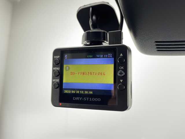 トヨタ シエンタ G クエロ 宮崎県 2017(平29)年 6.1万km ブラックマイカ 禁煙車/トヨタセーフティセンス/社外ナビTV/（ストラーダ/CN-RE04WD/CD/DVD/Bluetooth/フルセグTV)/社外バックカメラ/社外ドライブレコーダー/純正ビルトインETC/純正LEDオートライト/純正フォグ/純正フロアマット/両側電動スライドドア/プリクラッシュセーフティ/レーンディパーチャーアラート/オートマチックハイビーム/オートエアコン/ウインカードアミラー/スマートキー/プッシュエンジンスタート/スペアキー/新車時保証書/取扱い説明書