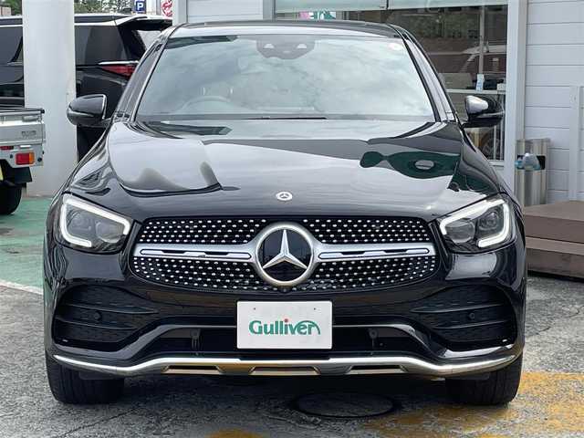 メルセデス・ベンツ ＧＬＣ２２０ d 4マチック クーペ AMGライン 神奈川県 2020(令2)年 2.6万km オブシディアンブラック 純正10インチワイドディスプレイ/　（ナビ機能・フルセグTV・Bluetooth）/パノラミックスライディングルーフ/レーダーセーフティパッケージ/360°カメラシステム/ハーフレザーシート/置くだけ充電/ブラインドスポットモニター/パワーバックドア/全席シートヒーター/LEDヘッドライト/前席パワーシート/ETC2.0/スマートキー/保証書/取扱説明書/令和3～7年ディーラー記録簿あり