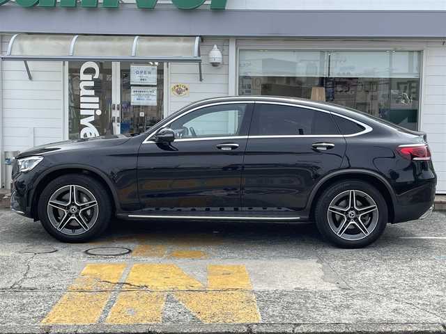 メルセデス・ベンツ ＧＬＣ２２０ d 4マチック クーペ AMGライン 神奈川県 2020(令2)年 2.6万km オブシディアンブラック 純正10インチワイドディスプレイ/　（ナビ機能・フルセグTV・Bluetooth）/パノラミックスライディングルーフ/レーダーセーフティパッケージ/360°カメラシステム/ハーフレザーシート/置くだけ充電/ブラインドスポットモニター/パワーバックドア/全席シートヒーター/LEDヘッドライト/前席パワーシート/ETC2.0/スマートキー/保証書/取扱説明書/令和3～7年ディーラー記録簿あり