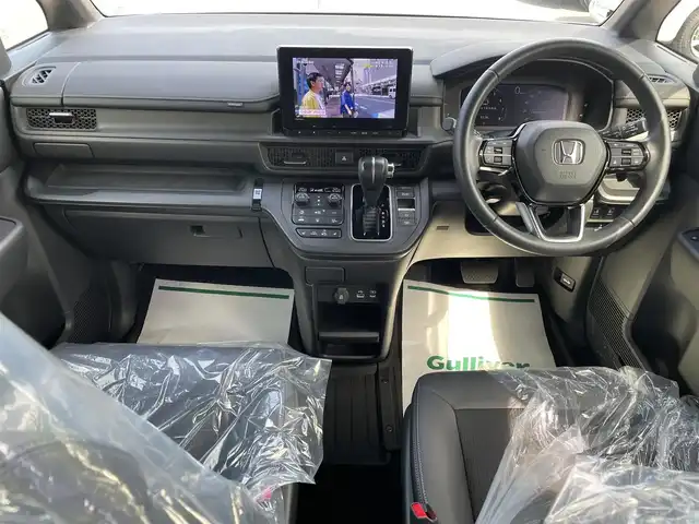 ホンダ ステップワゴン スパーダ 道東・釧路十勝 2022(令4)年 3.6万km パール ワンオーナー/4WD/寒冷地仕様/純正ナビ/(AM FM BT CD DVD フルセグTV)/バックカメラ/両側パワースライドドア/純正フリップダウンモニター/パワーバックドア/ホンダセンシング/レーダークルーズコントロール/シートヒーター /電子パーキング/ブレーキホールド/ETC/冬タイヤ積込