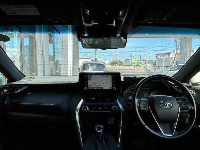 トヨタ ハリアー G 埼玉県 2020(令2)年 7.8万km ブラック 純正メモリナビ/バックカメラ/レーダークルーズコントロール/Bluetooth/ETC/ドライブレコーダー/電動リアゲート/パワーシート/オートマチックハイビーム/デュアルエアコン/クリアランスソナー/リヤクロストラフィックアラート/ブラインドスポットモニター