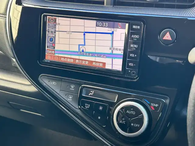 トヨタ アクア S スタイルブラック 愛知県 2019(令1)年 5.5万km ブラックマイカ ワンオーナー/TOYOTA SAFETY SENSE/・プリクラッシュセーフティ/・レーンディパーチャーアラート/・オートマチックハイビーム/・先行車発進告知/インテリジェントクリアランスソナー/　〈パーキングサポートブレーキ付〉/純正SDナビ〈NSCN-W68〉/・CD／Bluetooth／ワンセグTV/バックカメラ/純正LEDヘッドライト/純正ビルトインETC/運転席アームレスト/シルバーステッチ入ブラックシート/純オプション15インチAW/スマートキー＆プッシュスタート/コムテック製前後ドライブレコーダー〈ZDR-015〉