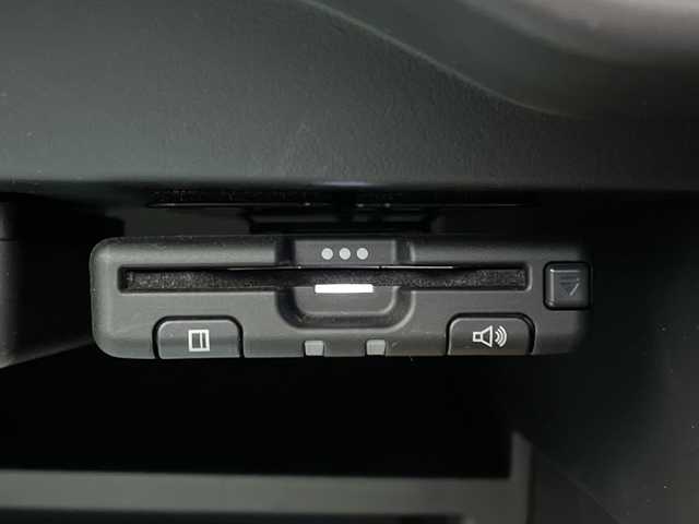 日産 ノート e－パワー X Vセレクション 埼玉県 2020(令2)年 3.6万km ブリリアントシルバー エマージェンシーブレーキ/純正ナビ/　　CD/DVD/BT/フルセグTV/アラウンドビューモニター/インテリジェントクルーズコントロール/LEDオートライト/純正15インチAW/インテリジェントルームミラー/プッシュスタート/ETC/禁煙車