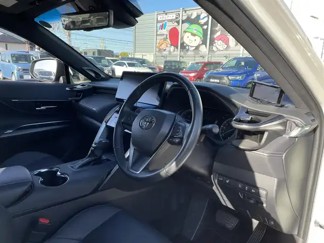 トヨタ ハリアー ハイブリッド Z レザーパッケージ 滋賀県 2021(令3)年 3.1万km ホワイトパールクリスタルシャイン 純正12.3インチナビ/【Bluetooth/USB/フルセグ 】/JBLプレミアムサウンド/パノラミックビューモニター/モデリスタエアロ/黒本革シート/D/Nパワーシート/D/Nシートヒーター/D/Nシートベンチレーション/ステアリングヒーター/パワーリアゲート/前後ドラレコ/前後ソナー/トヨタセーフティセンス/【PCS/BSM/RCTA/RSA/HUD】/レーダークルーズコントロール/ビルトインETC2.0/MTモード付AT/純正デジタルインナーミラー/プッシュスタート/スマートキー/ステアリングリモコン/電動テレスコチルト/LEDヘッドライト