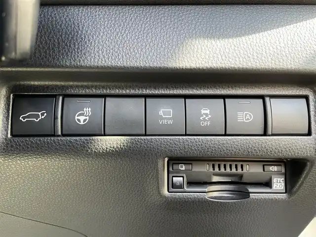 トヨタ ハリアー ハイブリッド Z レザーパッケージ 滋賀県 2021(令3)年 3.1万km ホワイトパールクリスタルシャイン 純正12.3インチナビ/【Bluetooth/USB/フルセグ 】/JBLプレミアムサウンド/パノラミックビューモニター/モデリスタエアロ/黒本革シート/D/Nパワーシート/D/Nシートヒーター/D/Nシートベンチレーション/ステアリングヒーター/パワーリアゲート/前後ドラレコ/前後ソナー/トヨタセーフティセンス/【PCS/BSM/RCTA/RSA/HUD】/レーダークルーズコントロール/ビルトインETC2.0/MTモード付AT/純正デジタルインナーミラー/プッシュスタート/スマートキー/ステアリングリモコン/電動テレスコチルト/LEDヘッドライト