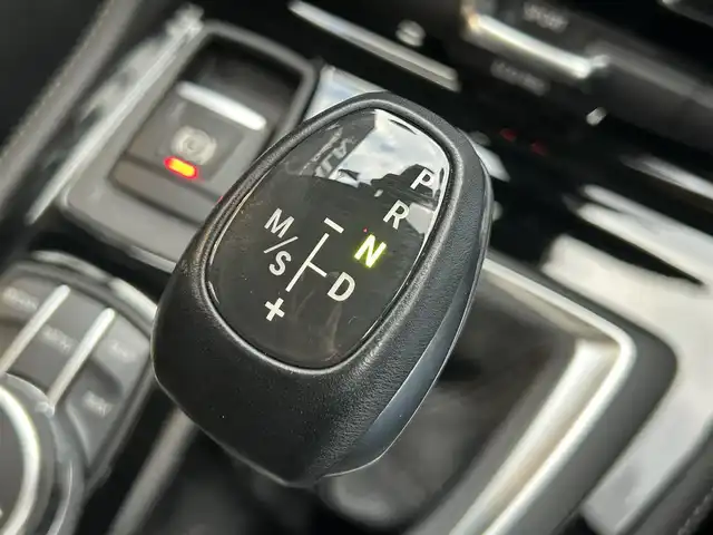 ＢＭＷ ２１８ｄ アクティブツアラー ラグジュアリー 福岡県 2018(平30)年 4.7万km サファイアブラックP 純正ナビ/CD/DVD/Bluetooth/USB/黒革シート/パワーシート/シートヒーター/Bカメラ/ETC/前後ドライブレコーダー/LKA/BSM/純正17インチAW/LEDヘッドライト/ハンズフリーパワーテールゲート/純正フロアマット/スマートキー