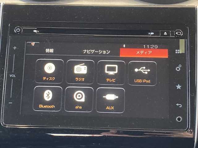 スズキ スイフト HYBRID RS 東京都 2017(平29)年 5.8万km プレミアムシルバーメタリック フルセグチューナー/Bluetooth接続/・テレビ視聴、音楽試聴/MTモード付（パドルシフト）/純正フロアマット/ドライブレコーダー付き/ハイブリッド車両/全方位カメラ付き/純正アルミホイール