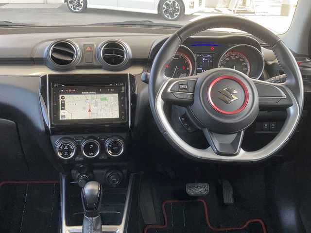 スズキ スイフト HYBRID RS 東京都 2017(平29)年 5.8万km プレミアムシルバーメタリック フルセグチューナー/Bluetooth接続/・テレビ視聴、音楽試聴/MTモード付（パドルシフト）/純正フロアマット/ドライブレコーダー付き/ハイブリッド車両/全方位カメラ付き/純正アルミホイール