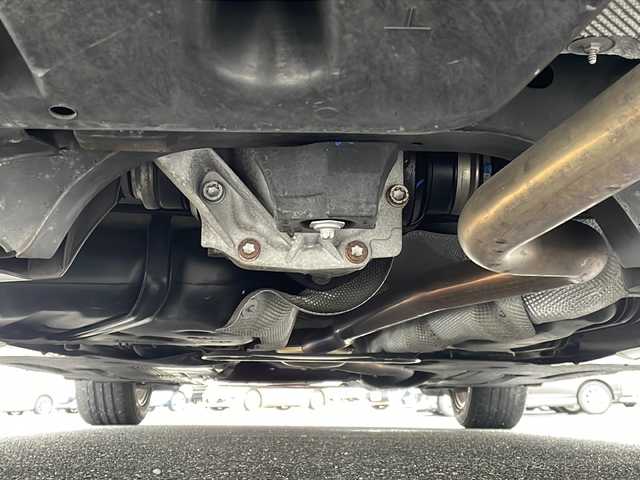 ＢＭＷ ３２０ｄ スポーツ 山口県 2013(平25)年 6.8万km 白 ワンオーナー/禁煙車/スマートキー/プッシュスタート/純正HDDナビ/(BT/DVD/ラジオ)/バックカメラ/コーナーセンサー/レーダー探知機/クルーズコントロール/パドルシフト/オートエアコン/オートライト/純正アルミホイール/純正フロアマット/保証書/取扱説明書