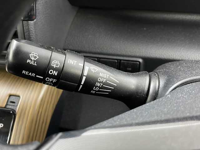 トヨタ シエンタ X Vパッケージ 道央・札幌 2016(平28)年 5.5万km ヴィンテージブラウンパールクリスタルシャイン ・４ＷＤ/・寒冷地仕様/・社外HDDナビ（AVIC-ZH９９）/・CD/DVD/USB/・純正エンジンスターター/・ＥＴＣ/・ウィンカーミラー/・Ｗエアバッグ/・ウォークスルー/・横滑り防止装置/・ＡＢＳ/・ドアバイザー/・フロアマット/・積込サマータイヤ