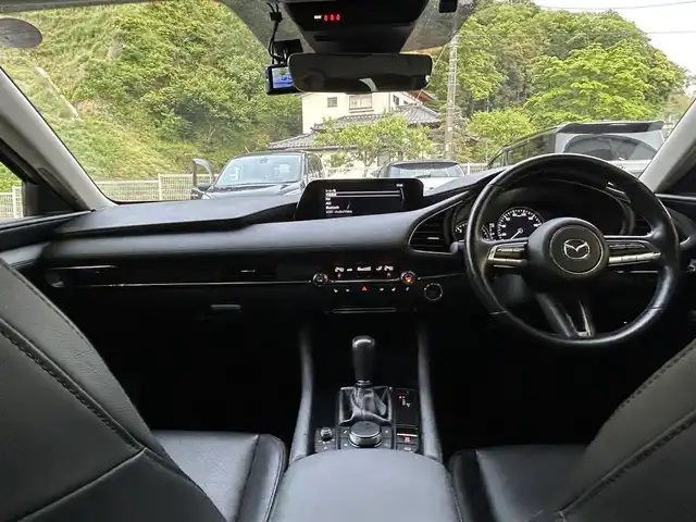 マツダ マツダ３セダン XD Lパッケージ 福島県 2021(令3)年 4.8万km ソウルレッドクリスタルM 登録時走行距離：47/226/ワンオーナー/メーカー純正SDナビ/（AM/FM/BT接続/フルセグチTV/DVD/CD）/バックカメラ/純正AW/純正フロアマット/革製シート/クルーズコントロール/パドルシフト/ETC/コーナーセンサー/クリアランスソナー/横滑り防止装置/ドラレコ/電動パーキングブレーキ/PUSHスタート/シートヒーター/ステアリングヒーター/ステアリングスイッチ/パワーシート（Ｄ席）/オートライト/LEDヘッドライト/ウィンカーミラー/保証書/取扱説明書