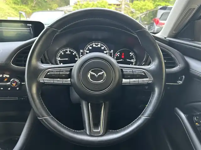 マツダ マツダ３セダン XD Lパッケージ 福島県 2021(令3)年 4.8万km ソウルレッドクリスタルM 登録時走行距離：47/226/ワンオーナー/メーカー純正SDナビ/（AM/FM/BT接続/フルセグチTV/DVD/CD）/バックカメラ/純正AW/純正フロアマット/革製シート/クルーズコントロール/パドルシフト/ETC/コーナーセンサー/クリアランスソナー/横滑り防止装置/ドラレコ/電動パーキングブレーキ/PUSHスタート/シートヒーター/ステアリングヒーター/ステアリングスイッチ/パワーシート（Ｄ席）/オートライト/LEDヘッドライト/ウィンカーミラー/保証書/取扱説明書