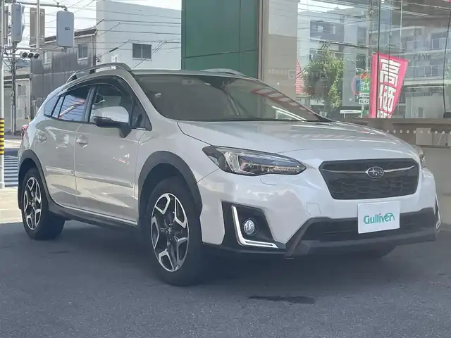 スバル インプレッサ ＸＶ 2．0i－S アイサイト 愛知県 2018(平30)年 7.7万km クリスタルホワイトP 4WD/合皮＆ファブリックコンビシート/前席パワーシート/社外SDナビ【AVIC-RZ901】/・地デジTV／DVD／Bluetooth／USB/アイサイトVer.3/・プリクラッシュブレーキ/・全車速追従機能付きクルーズコントロール/・アクティブレーンキープ/・AT誤発進抑制制御/・AT誤後進抑制制御/・車線逸脱警報/・先行車発進お知らせ/リアビークルディテクション/ステアリングレスポンシブヘッドライト/バック／サイドカメラ/パドルシフト/アンテナ分離型ETC/LEDヘッドライト/フォグランプ/純正前方ドライブレコーダー/純正18インチAW