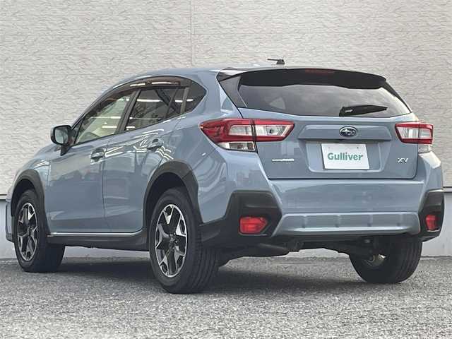 スバル インプレッサ ＸＶ 2．0i－L アイサイト 大阪府 2018(平30)年 6.8万km クールグレーカーキ ワンオーナー/純正SDメモリナビ(CN-LR830DFC)/BT/CD/DVD/SD/USB/TV/AppleCarPlay/AndroidAuto/バックカメラ/ドライブレコーダー/追従機能付きクルーズコントロール/レーンキープアシスト/ヒルスタートアシスト/革巻きステアリング/パドルシフト/LEDヘッドライト/前後フォグランプ/ヘッドライトウォッシャー/ステアリング連動ヘッドライト/純正フロアマット/純正AW/電格ミラー/ETC2.0