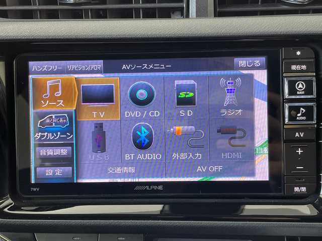 トヨタ アクア S スタイルブラック 群馬県 2017(平29)年 1.9万km ブラックマイカ 純正ナビ　バックカメラ　フルセグＴＶ　ビルトインＥＴＣ　衝突被害軽減ブレーキ　レーンアシスト　オートマチックハイビーム　スマートキー　プッシュスタートボタン　フロアマット　横滑り防止装置　禁煙車