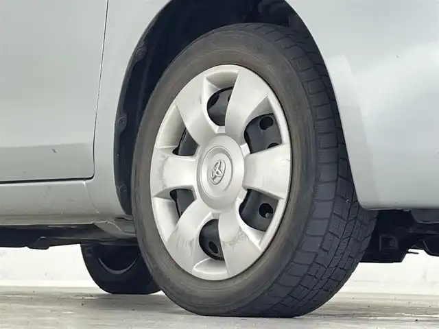 トヨタ ヴィッツ U 滋賀県 2006(平18)年 12.6万km ミディアムシルバーメタリック ４WD/純正CD/MDデッキ/プッシュスタート/スマートキー/電動格納ミラー/サイドエアバック/オートエアコン/ABS