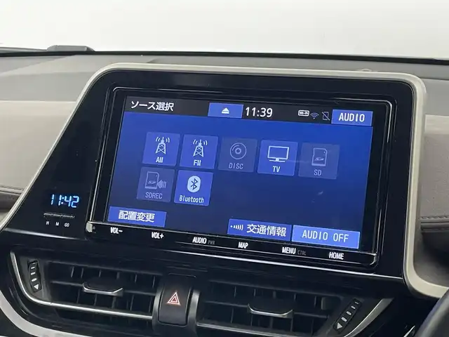 トヨタ Ｃ－ＨＲ G 埼玉県 2019(令1)年 5.1万km ホワイト/ブラックマイカ 2トーン 純正９インチナビ　バックカメラ　ＢＳＭ　ドライブレコーダー　ＥＴＣ　セーフティセンス　レーダークルーズコントロール　ＬＥＤヘッドライト　オートライト　シートヒーター　プッシュスタート　スマートキー
