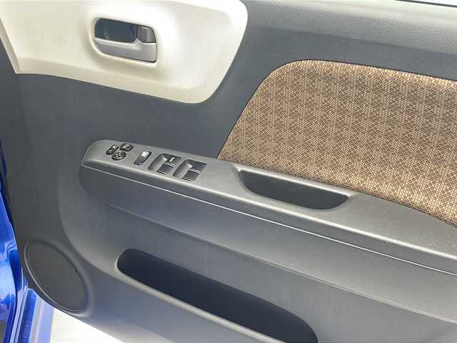 日産 モコ X エアロスタイル 沖縄県 2013(平25)年 6.6万km カシミールブルー 社外オーディオ（ＣＤ　ＡＭ　ＦＭ）/ＥＴＣ/スマートキー/プッシュスタート/電格ミラー/フォグランプ/純正エアロ/社外アルミホイル/オートクーラー/パワーウィンドウ/パワーステアリング/ＡＢＳ/ＡＵＸ/盗難防止装置